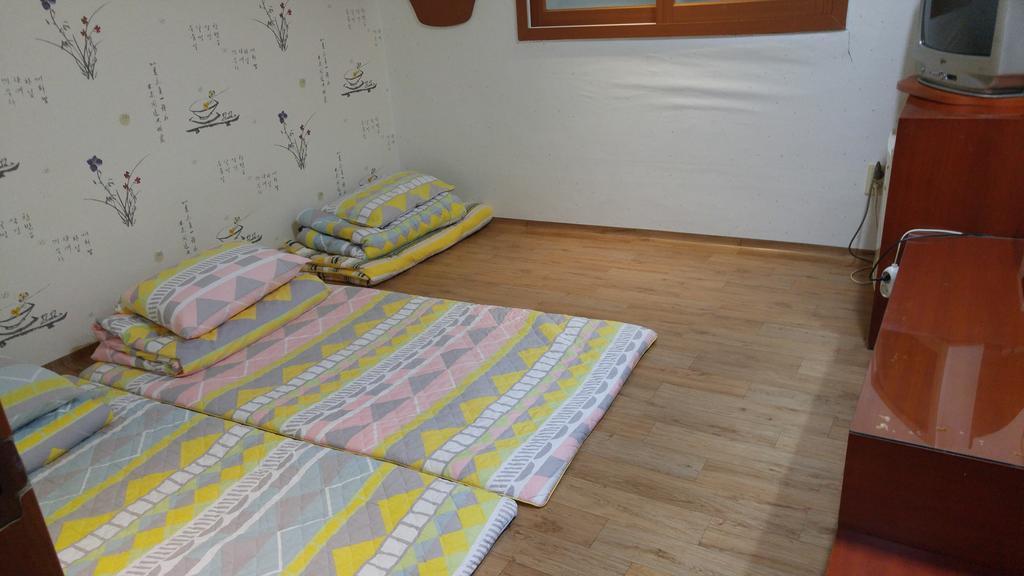 Marine Guesthouse Сокчхо Экстерьер фото