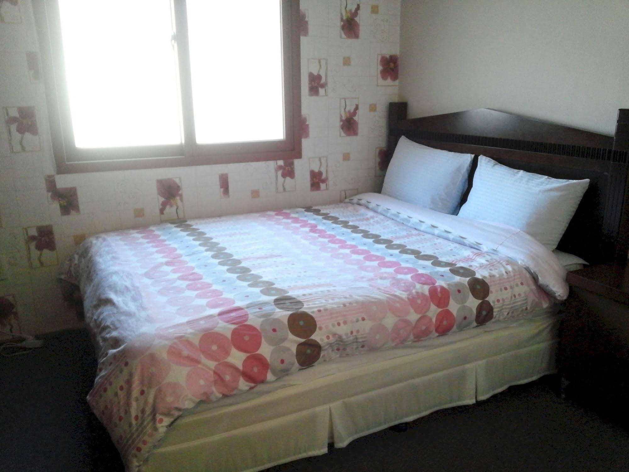 Marine Guesthouse Сокчхо Экстерьер фото