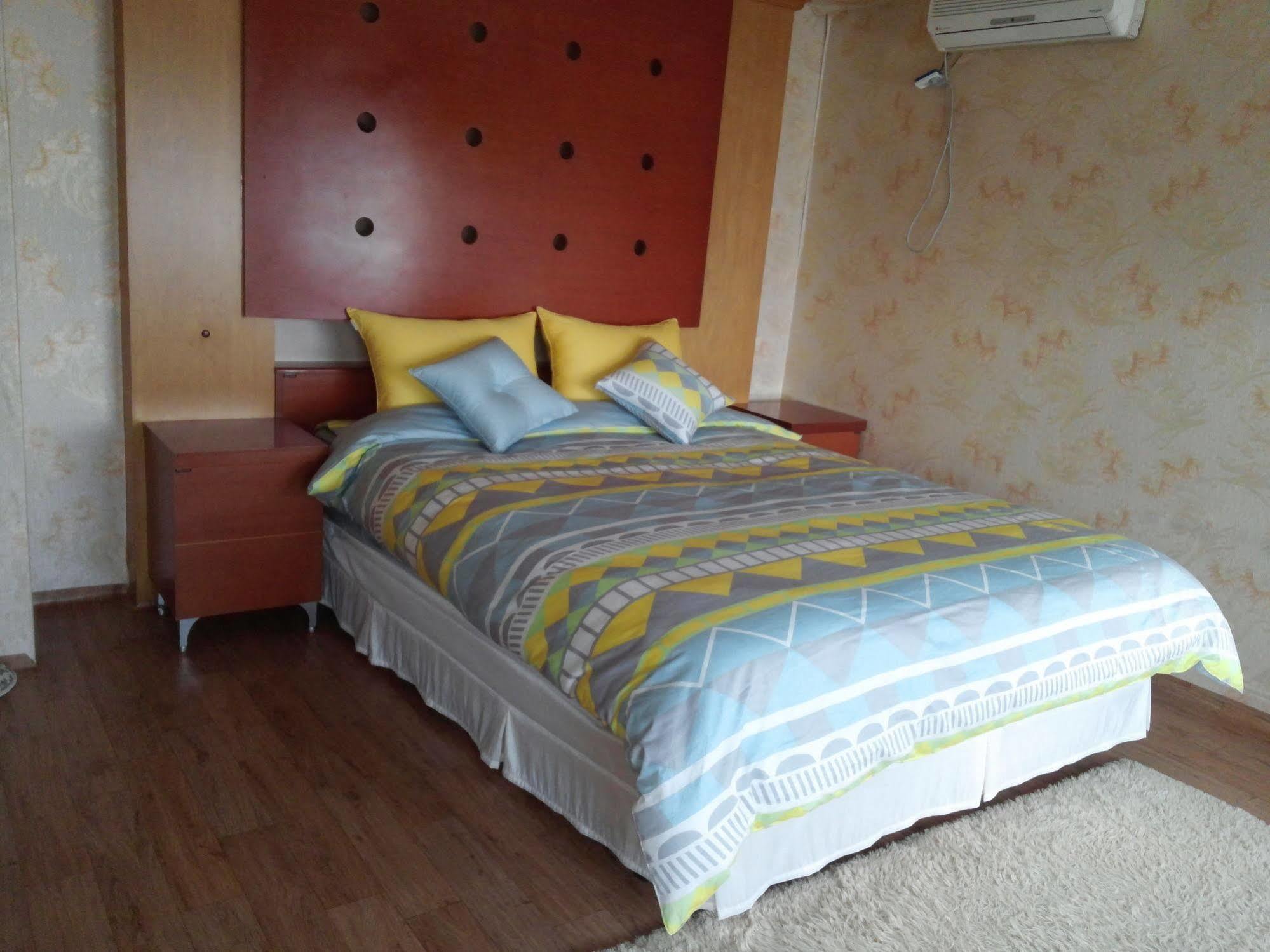 Marine Guesthouse Сокчхо Экстерьер фото