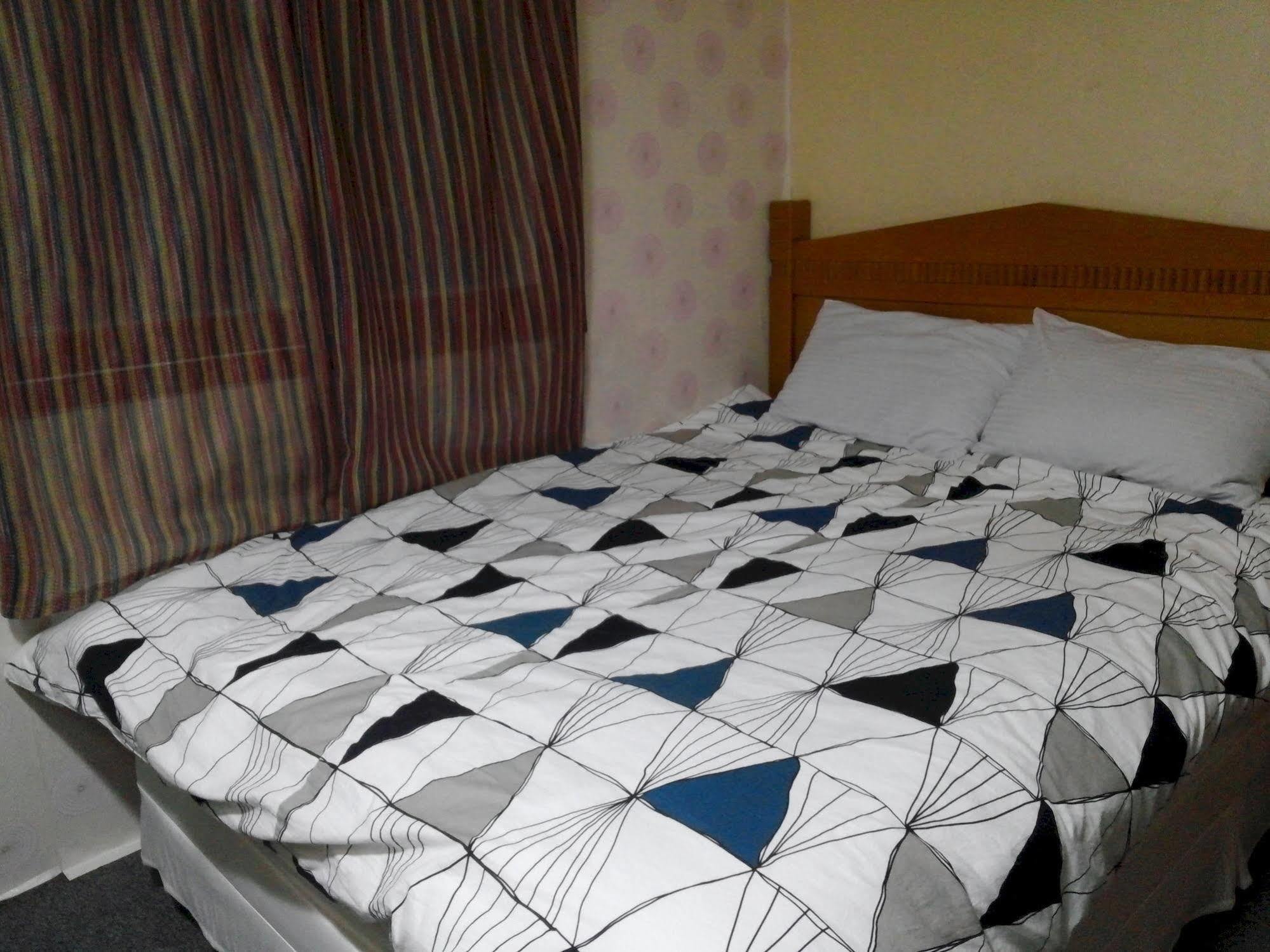 Marine Guesthouse Сокчхо Экстерьер фото