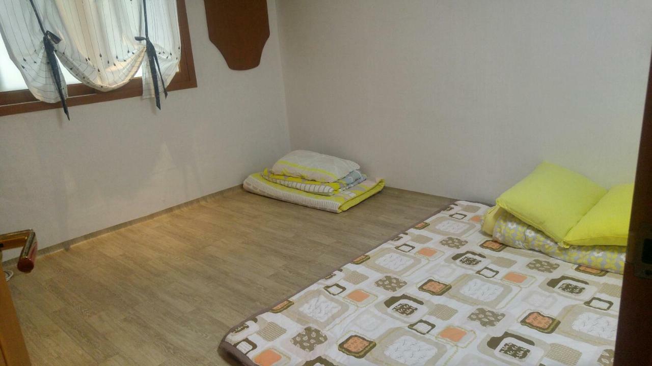 Marine Guesthouse Сокчхо Экстерьер фото